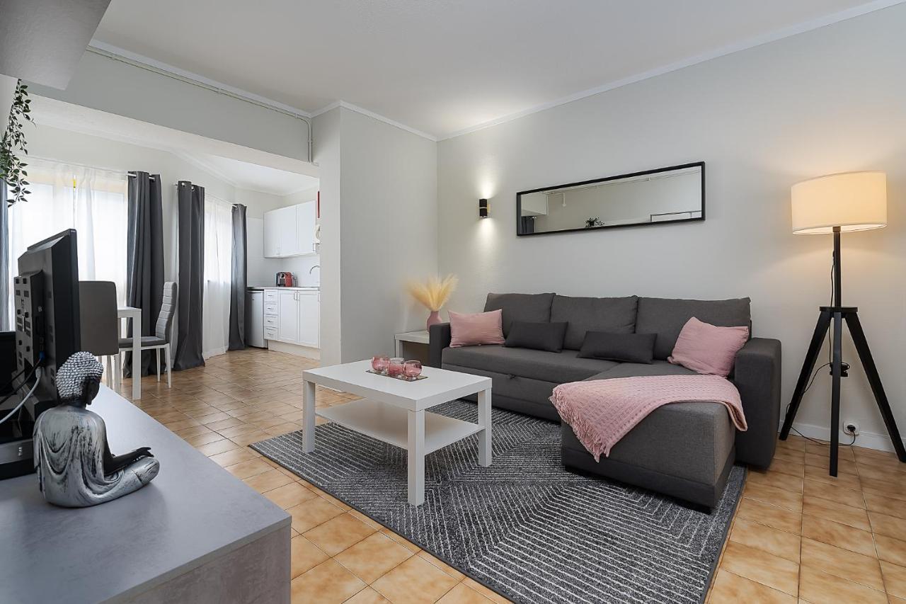 פורטימאו Sunny Flat W/ Balcony & Pool By Lovelystay מראה חיצוני תמונה